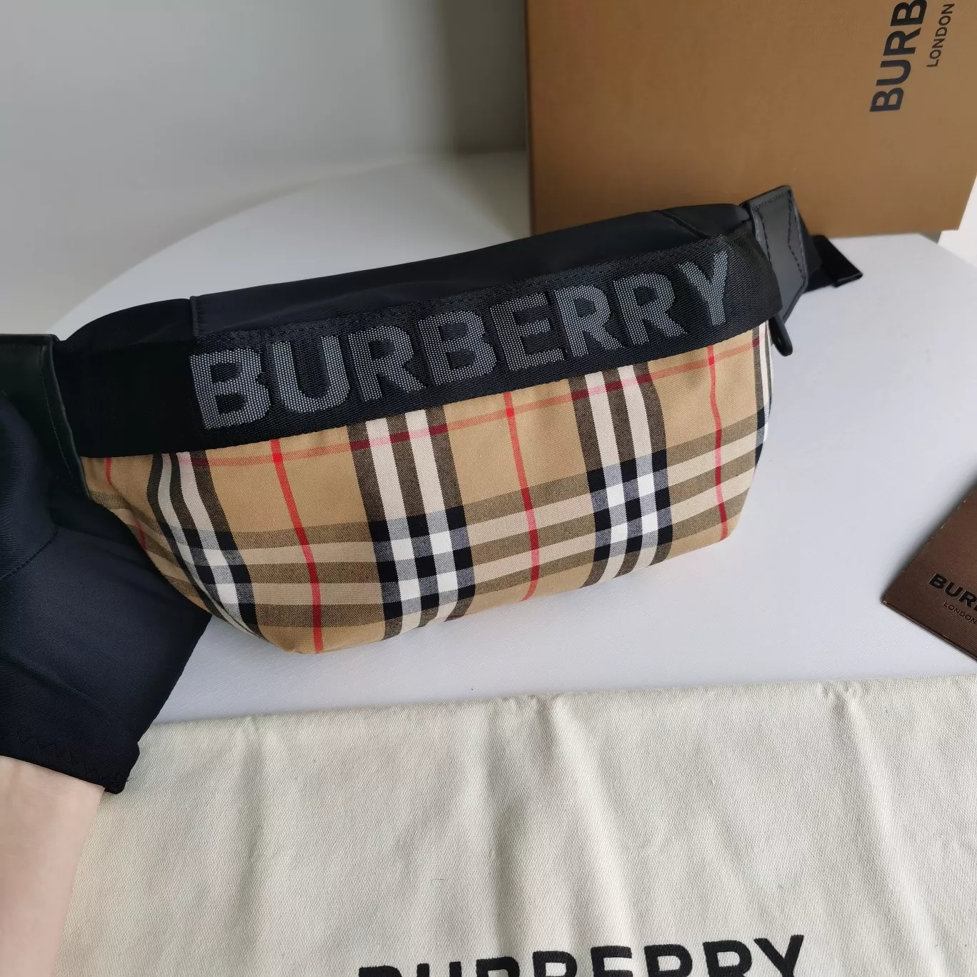 burberry aaa qualite sacs ceinture pour unisexe s_1275a321